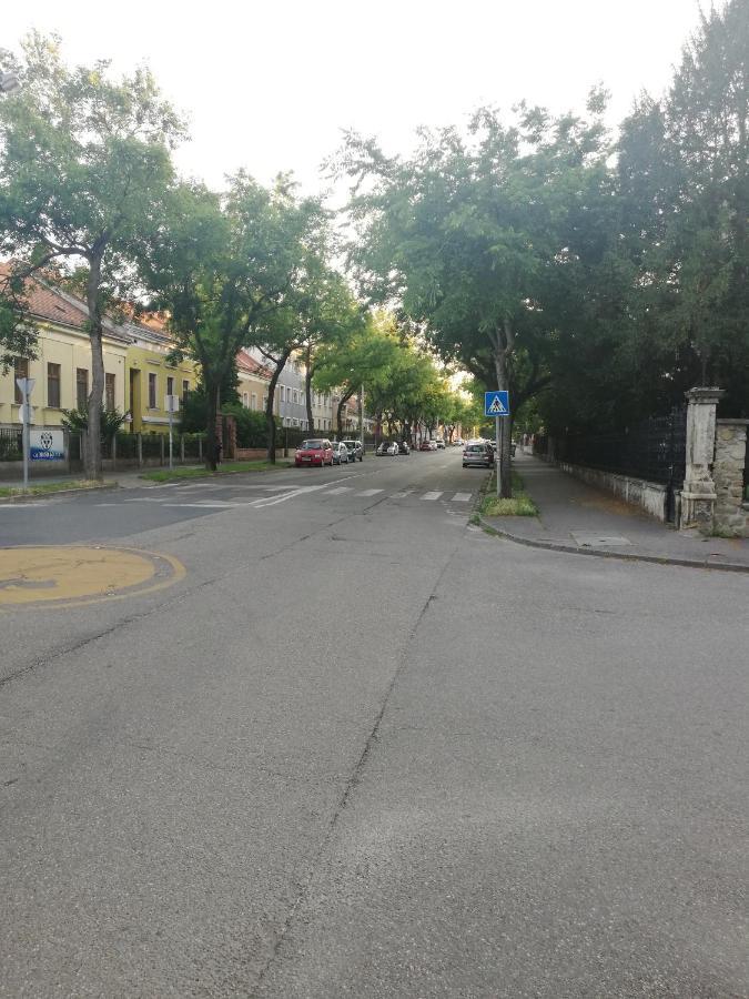 Gold 2 Apartman Sopron Esterno foto